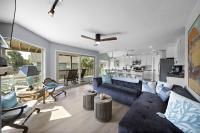 Pet Friendly VIEWS 4 min to Beach New Listing - Chambres d'hôtes Galveston