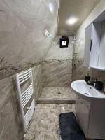 Twenty 23 Cottages,kazbegi 1 - B&B Stepantsminda