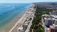 Flo Beach House - Terrazza sul mare e parcheggio gratuito - B&B Montesilvano