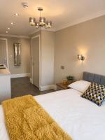 Posh Apartments - B&B Derby