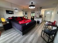 Paradise Lust at Paradise Lakes Nudist resort - Ferienwohnung Lutz