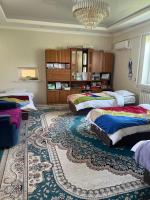 Adventure Guest House - Ferienwohnung Kyzyl-Suu