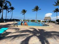 Beachfront one bedroom in the Tides in Hollywood - B&B Hollywood