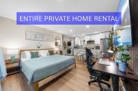 Entire Private Home with 2 King Beds, Gated Yard, 4 Parking, Ranch-Style, Available Now - B&B La Mesa