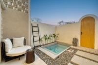 Casa Sol & Luna 1BR Escape in Nyang Nyang, Uluwatu - B&B Uluwatu