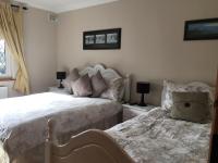 Camera Familiare con Bagno Privato Esterno