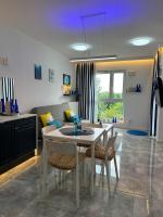 Marywilska Charming Apartment - B&B Varsavia