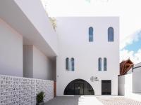 The Arc House Canggu - Bed and Breakfast Canggu