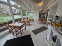 Ferienwohnung Büffel - B&B Niedenstein