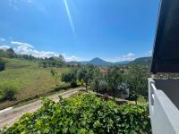 Holiday Home Adi - B&B Podastrana