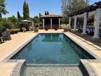 SuzenEtt Manor - Bed and Breakfast Pretoria
