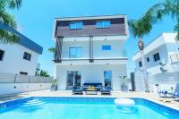 Cobalt Villa - 4 Beds Exceptional Villa in Ayia Napa - Chambres d'hôtes Ayia Napa