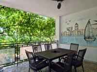 Stan u centru s TERASOM - B&B Vodice