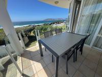 Beachy Head Hideaway 9 - Overlooks Rob 5 Beach - Bed and Breakfast Plettenberg Bay