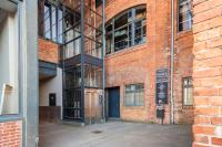 Loft & Artist Studio in an Industrial Creative Hub - B&B Berlin