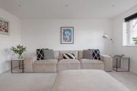 The Hideaway by Grandeur Property - B&B Bournemouth