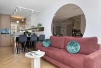 Cosy Apartment in Cracow with Parking and Air Conditioning by Noclegi Renters - B&B Cracovia