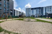 Cosy Apartment in Cracow with Parking and Air Conditioning by Noclegi Renters - B&B Krakow