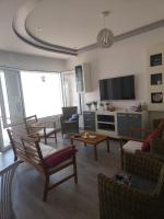 Huge oceanfront apartment - Ferienwohnung Tétouan