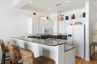 Charming Lodge Suite 261 in Bay Harbor with 1 bedroom and village view. - Ferienwohnung Petoskey