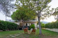 Waterfront Villa Serena - Direct Beach Access - Chambres d'hôtes Plaka Litochorou