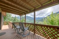 Maggie Valley Mountain Escape w/ Fireplace & Deck! - B&B Maggie Valley