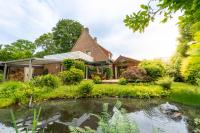 StadtOase Garten, Wintergarten, Kamin 6 Pers - Bed and Breakfast Aurich
