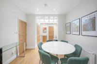 Elegant 3-Bed 3-Bath London Townhouse - Bed and Breakfast Londen