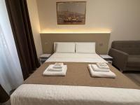 Neni's Rooms - B&B La Spezia