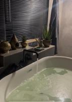 FollyFoot Manor - Bed and Breakfast Midrand