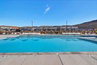 Dog Friendly, Pool, PickleBall, xBox - Close to Zion - B&B Washington