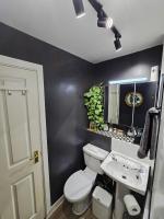 Double Rooms with Shared Bathroom Near The Shore and Tram - B&B Edinburgh