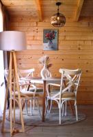 Šapat sela Private Forest Cabin Near Podgorica - Bed and Breakfast Podgorica