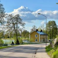 Villa Gurevitch - 4 lägenheter med sängplats för två i varje lägenhet - B&B Urshult