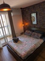 Airport Accommodation Bedroom with your own private Bathroom Self Check In and Self Check Out Air-condition Included - Chambres d'hôtes Mqabba