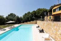 Villa Saturnia - Piscina Privata - 9' dalle Terme - B&B Capanne