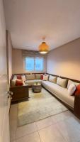 Appartement Central à Tétouan Vue Panoramique Rivière & Montagne, 5 Min de la Médina, Parking & Ascenseur - Chambres d'hôtes Tétouan