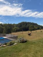Casa de Campo con Bosque y Pileta - Ferienwohnung Tandil