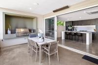 Bayscape - Modern Beachside Retreat with Ocean View - Chambres d'hôtes Dunsborough
