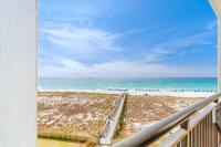 Spacious fourth-floor condo - Complimentary BEACH SERVICE - Bed and Breakfast Navarre