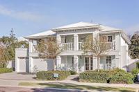 Hamptons By The Green - Grand Golfside Retreat - Ferienwohnung Dunsborough