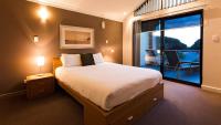 Surfside 8 - Spacious Retreat on Yallingup Beach - Chambres d'hôtes Yallingup