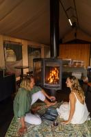 Carnaby Wandagar Eco Tent - Nature-Immersed Glamping - Bed and Breakfast Pemberton