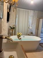 Jardim florestal Italy loft-com Banheira de Imersão - B&B Itacoatiara