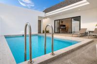 Azure Paradise Villa - Private Pool Villa - 3BR - 3min to Beach - B&B Ko Samui