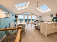 Seaside Escape in Westward Ho! 3-Bed Family Holiday Home with Sea Views - Chambres d'hôtes Westward Ho!
