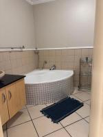 Premium Getaway @ la Bella Costa - B&B Pretoria