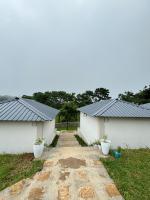The Hillshade villa - B&B Borpāni
