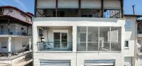 Tilias House by Rentals Pro-Nea Flogita Halkidiki - Chambres d'hôtes Néa Flogitá