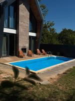 Orange Villa with private pool - Bed and Breakfast Ilidža